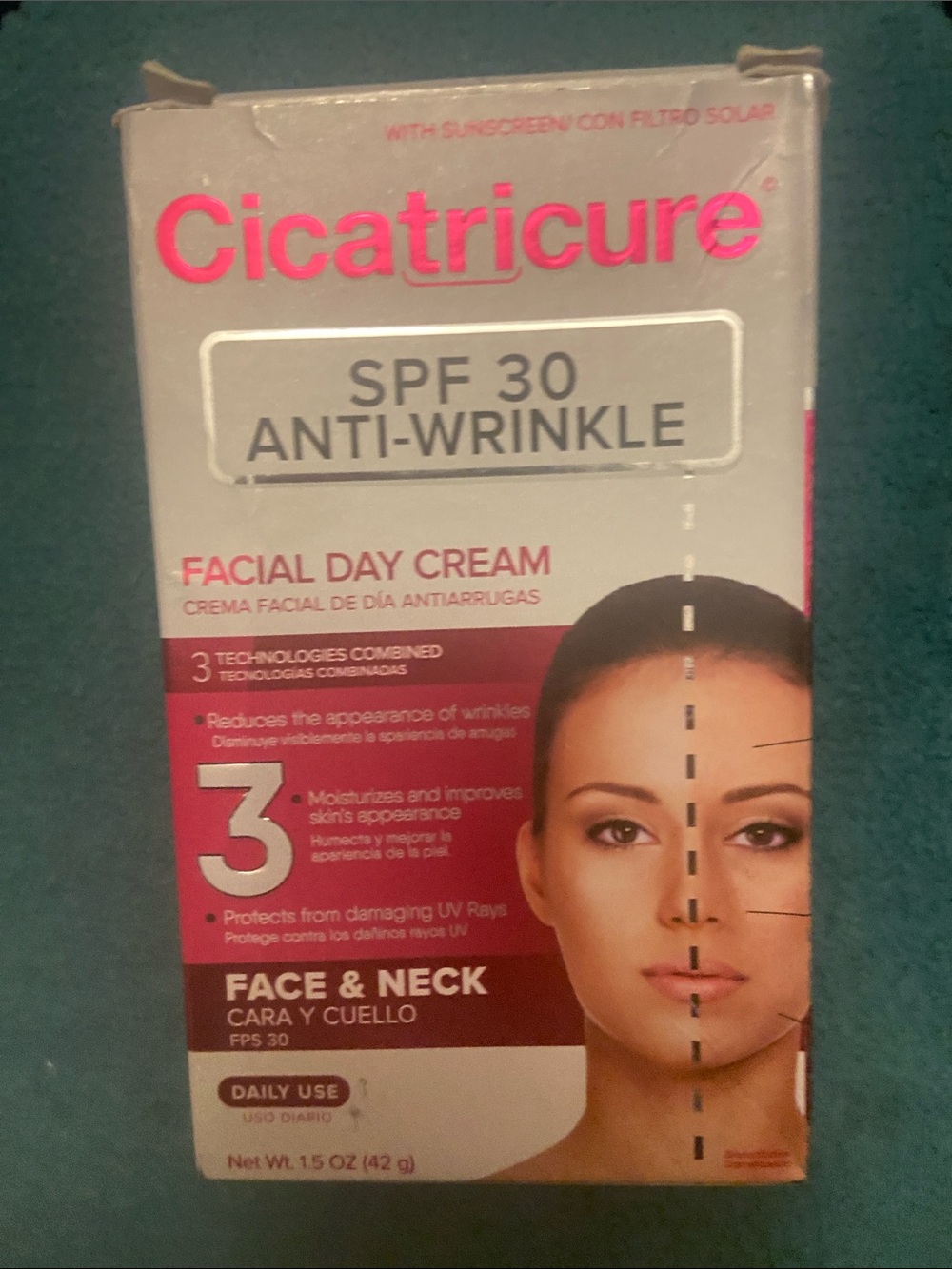 SPF 30 Anti-Wrinkle Facial Day Cream - Pink